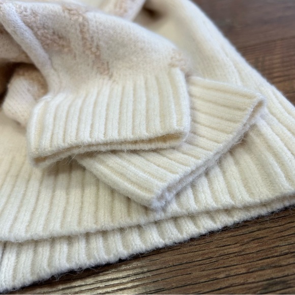 Cynthia Rowley Cream Floral Sweater Cream/Beige Size Medium - Picture 7 of 8